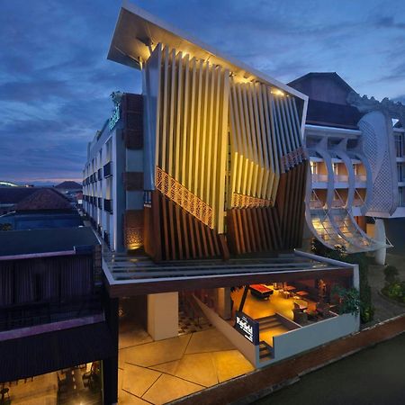 Fairfield By Marriott Bali South Kuta Hotel Kuta  Exterior photo
