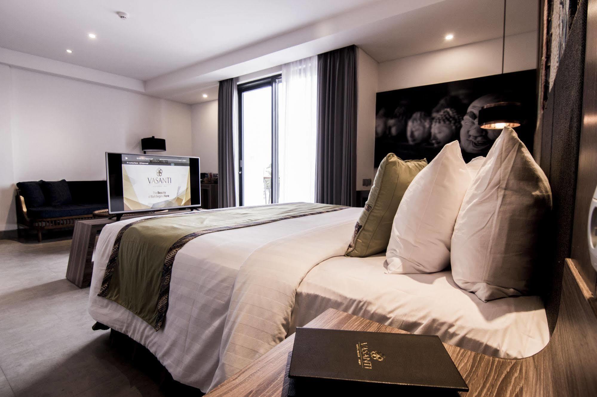 Fairfield By Marriott Bali South Kuta Hotel Kuta  Exterior photo